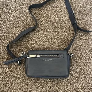 MARC JACOBS GRAY LEATHER CROSS BODY BAG